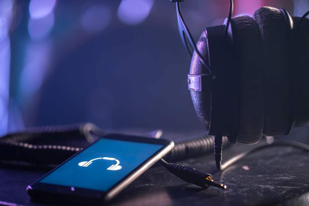 The Ultimate Guide to Podcast Hosting Platforms for Marketers in 2025