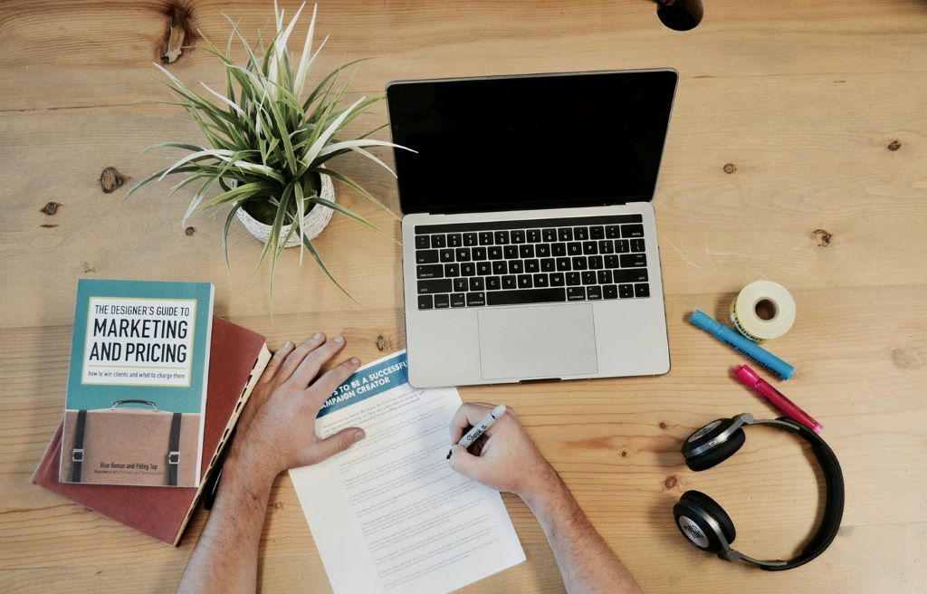 How to Promote Your Business With Online Media Coverage: A Game-Changing Guide
